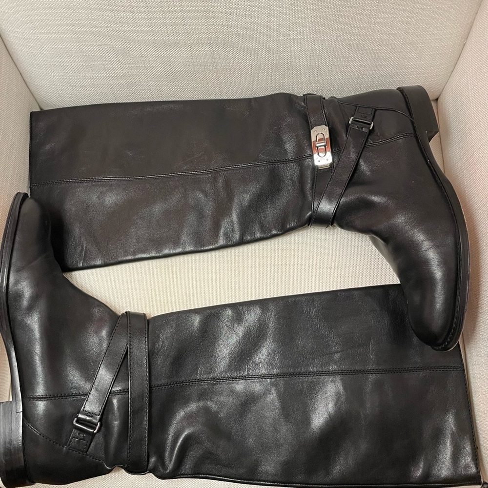 COACH Christine Size 8